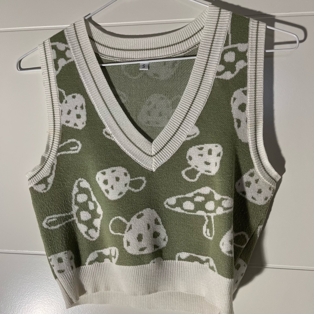 Green and White Mushroom Knit Vest